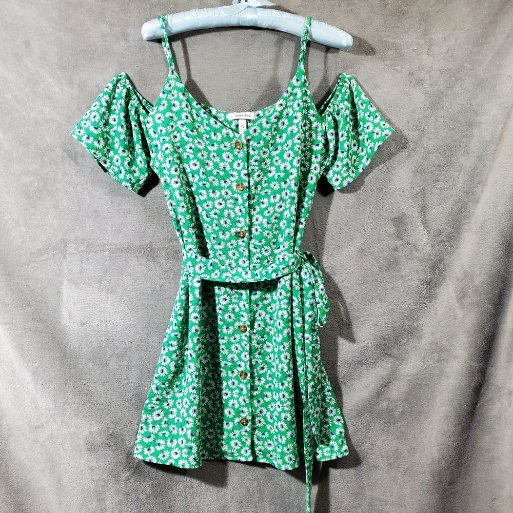 Speechless Spaghetti Strap Off Shoulder Button Front Mini Dress Green Si…